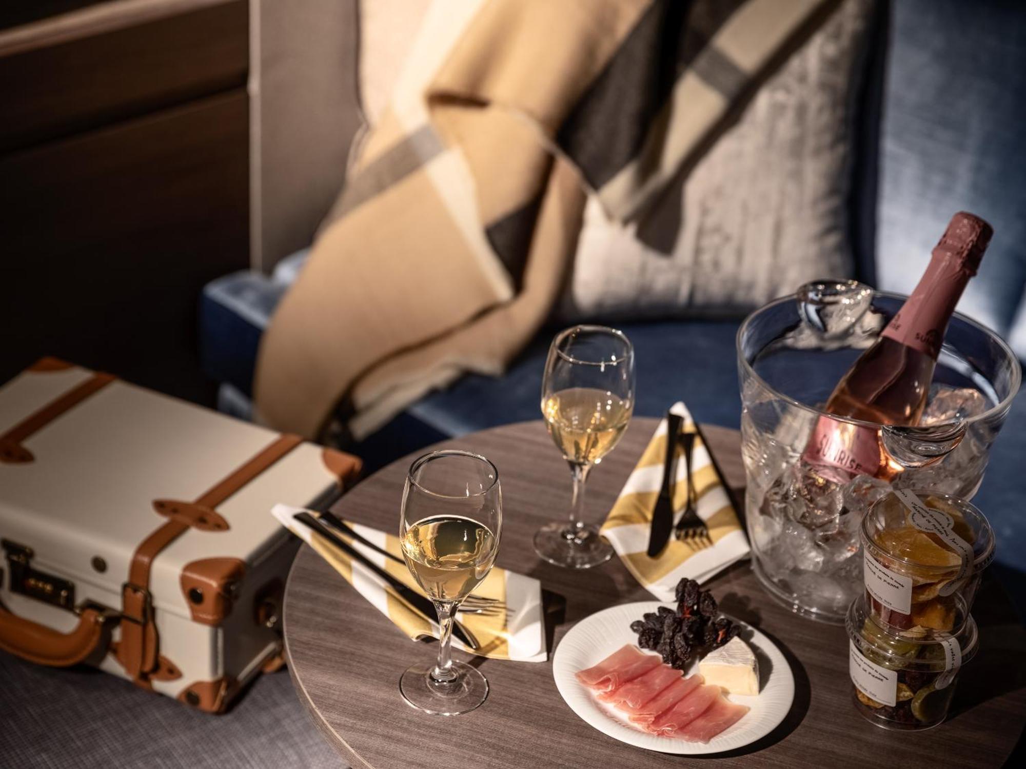 Mitsui Garden Hotel Sapporo West Екстер'єр фото